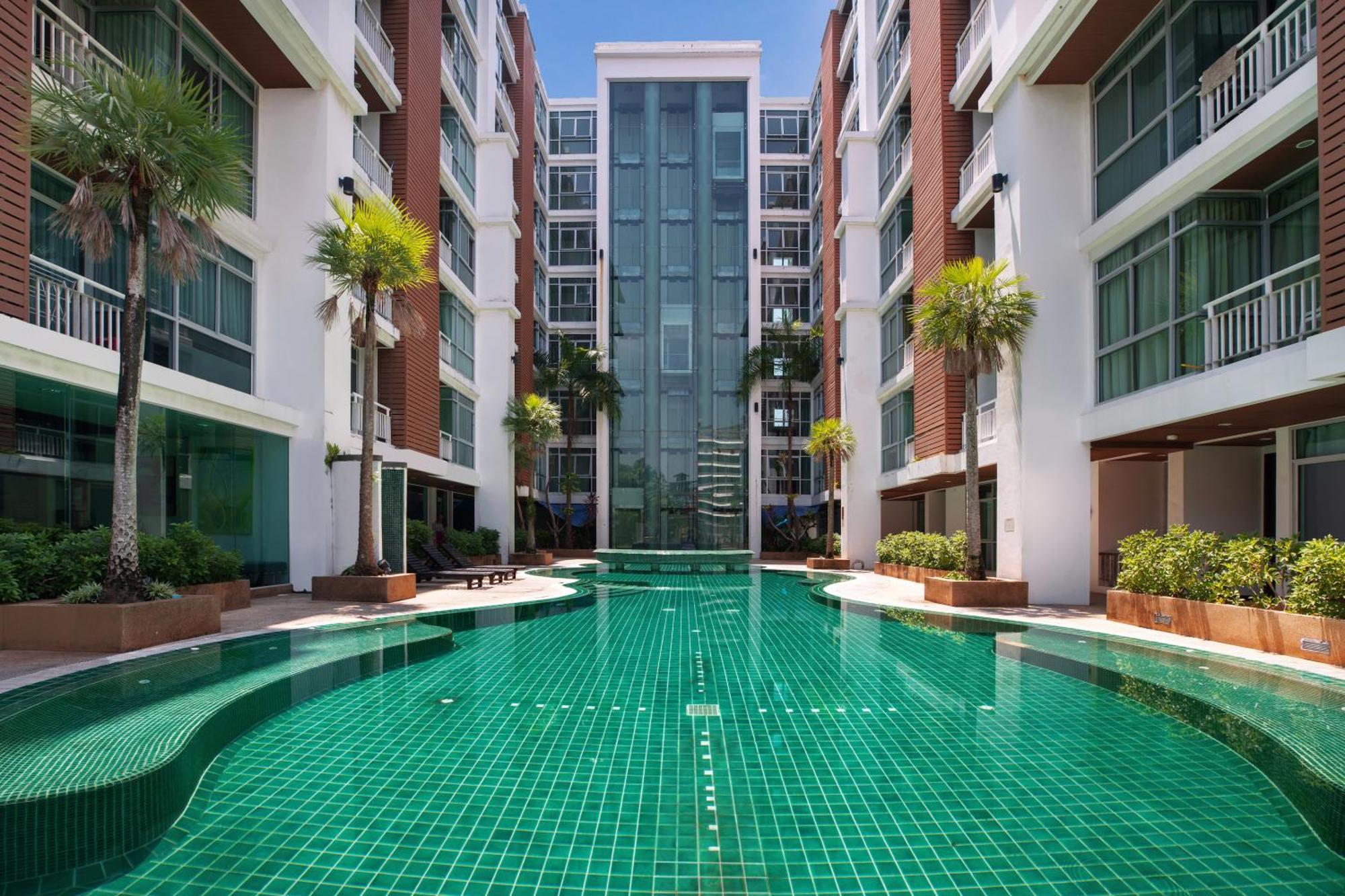 Icheck Inn Residences Patong Exterior photo